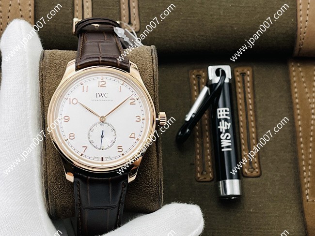 IWS工場 IWC ポルトギーゼ オートマチック40 IW358305 822005のムーブメント搭載!代引きで払る店がいいです!