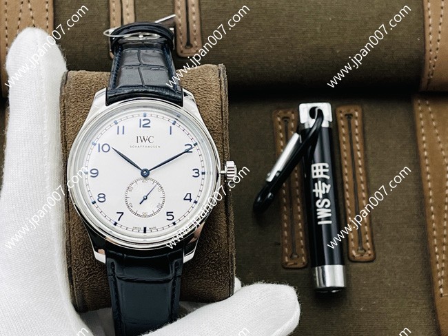IWS工場 IWC ポルトギーゼ オートマチック40 IW358305 822005のムーブメント搭載!代引きで払る店がいいです!