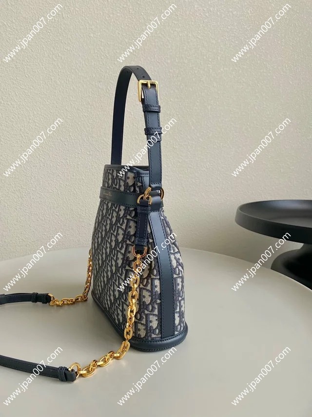 ディオール C EST DIOR バッグ ミディアム ブルー(M2271UTZQ_M928) ディオール C EST DIOR バッグ ミディアム ブルー(M2271UTZQ_M928)