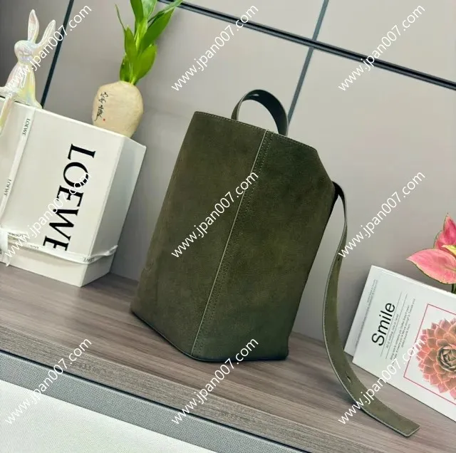 LOEWE】 ロエベ スーパーコピー ペブル バケットバッグ ラージ