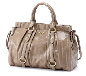 ミュウミュウスーパーコピー 2013年春夏新作VITELLO LUXショルダー付 ハンドバッグ RT0383 X72 F0770
