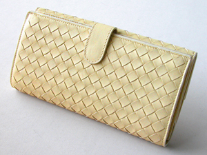 ボッテガ・ヴェネタスーパーコピー BOTTEGAVENETA Wホック長財布 134075V001N-9210 アイボリー