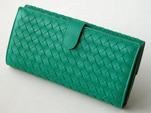 ボッテガ・ヴェネタスーパーコピー BOTTEGAVENETA Wホック長財布 134075V001N-3600 グリーン