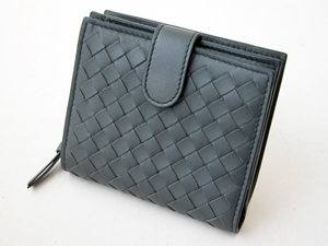 ボッテガ・ヴェネタスーパーコピー BOTTEGAVENETA ホック付き二つ折財布 121059V0013-1302 ダークグレー