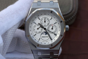 オーデマ ピゲスーパーコピー JFの工場製品の26574ST.OO.1220ST.01 ロイヤルオーク 永久カレンダー 41mm シルバー