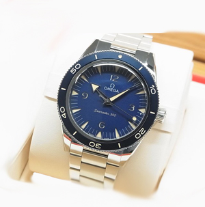 オメガ シーマスター 300 マスタークロノメーター 41MM　ブルー スーパーコピー （234.30.41.21.03.001）
