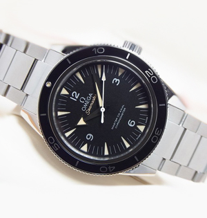 オメガ シーマスター300 マスターコーアクシャル 41MM スーパーコピー  （233.30.41.21.01.001）