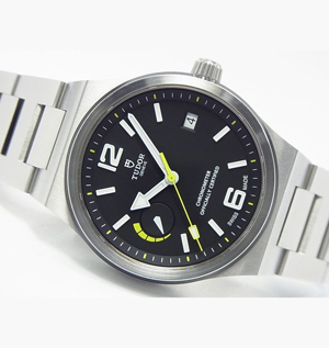 チューダー　ノースフラッグ　40MM　レザーストラップ付  M91210N-0001 スーパーコピー
