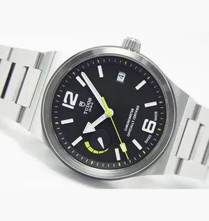 チューダー　ノースフラッグ　40MM　レザーストラップ付  M91210N-0001 スーパーコピー