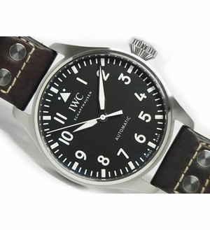 IWC　スーパーコピー  ビッグ パイロット ウォッチ 43　ブラック文字盤　IW329301