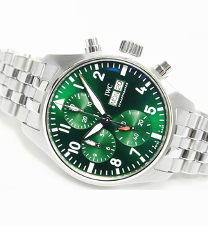 IWC　スーパーコピー  パイロットウォッチ クロノグラフ 41　グリーンダイヤル　IW388104