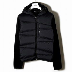 スーパーコピー モンクレール 2023秋冬新作 ダウン CARDIGAN フーディー 9B00010M1122