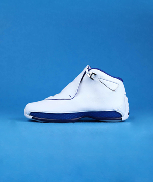 ナイキ スーパーコピー エアジョーダン18 レトロ ホワイト スポーツロイヤル スニーカー AA2494-106 （Nike Air Jordan 18 Retro White Sport Royal）