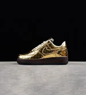 ナイキ スーパーコピー ナイキ x ルイ ヴィトン Air Force 1 Low ゴールドカジュアルシューズ スーパーコピー 1A9VG0