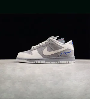 ナイキ スーパーコピー Nike SB Dunk Low London 2004 カジュアルシューズ 308269-111（Nike SB Dunk Low Dunk Low Pro SB）