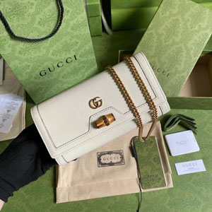 GUCCI スーパーコピー / グッチ ダイアナ パイソン チェーンウォレットホワイト（658243 17Q0T 9022）