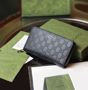 GUCCI スーパーコピー / グッチ シグネチャー ジップアラウンドウォレット ギフ（473928 CWC1N 1000）