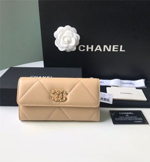 CHANEL スーパーコピー/ シャネル 19 ロング フラップ ウォレット ライトブラウン（AP0955）