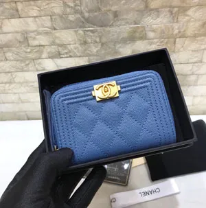 CHANEL / シャネル スーパーコピー ボーイジップーインパース A80602 11×7.5CM