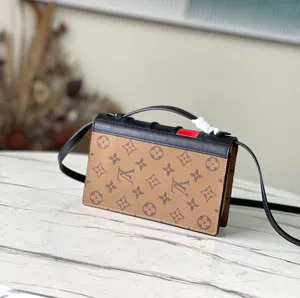 ルイヴィトン スーパーコピー LV ブック チェーン ウォレット （M81830）