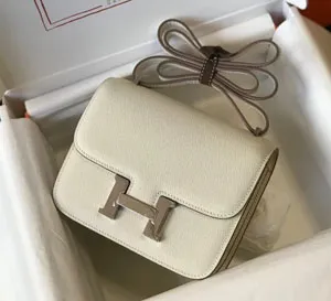 HERMES/エルメス スーパーコピー  コンスタンスミニ ショルダーバッグ ホワイト x シルバー （H084415CC89）