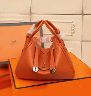 Hermes/エルメス スーパーコピー Lindy 26（リンディ）ショルダー バッグ オレンジ（H073428）