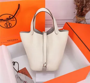 Hermes/エルメス スーパーコピー ピコタンロック 18PM ハンドバッグ ホワイトx プラチナ（H056289CKI2）