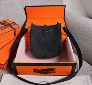 Hermes/エルメス スーパーコピー エヴリン?アマゾーヌ16 TPM ブラックxゴールド（H069426CKAV）