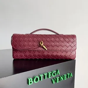 BOTTEGA VENETA ボッテガヴェネタ スーパーコピー ハンドル付き ロング クラッチバッグ（741511VCPP32250）