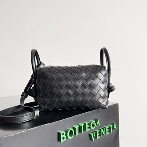 BOTTEGA VENETA ボッテガヴェネタ スーパーコピー スモール ループ クロスボディバッグ（796615V2HL11019）