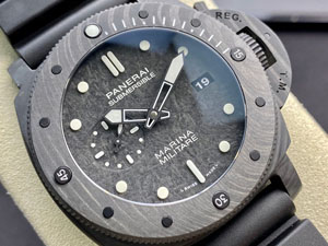 【VS工場出品】OFFICINE PANERAI パネライ スーパーコピー サブマーシブル マリーナ ミリターレ カーボテック PAM00979 47mm
