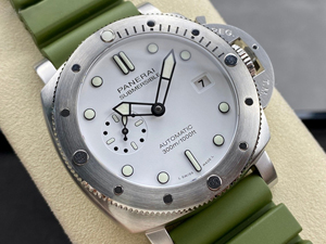 【VS工場出品】OFFICINE PANERAI パネライ スーパーコピー ルミノール サブマーシブル PAM01226 44mm