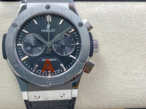 【HB工場出品】ウブロ スーパーコピー HUBLOT クラシックフュージョン チタニウム クロノグラフ 521.NX.1171.LR 45MM