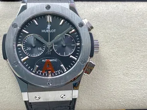 【HB工場出品】ウブロ スーパーコピー HUBLOT クラシックフュージョン チタニウム クロノグラフ 521.NX.1171.LR 45MM