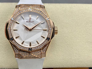 【HB工場出品】ウブロ スーパーコピー HUBLOT クラシック フュージョン オーリンスキー 550.OS.2200.RW.1604.ORL20 40MM