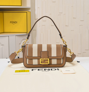 【FENDI】フェンディ スーパーコピー  バゲット ベージュペカンストライプ レザー バッグ 8BR600 AOVC F1PIQ
