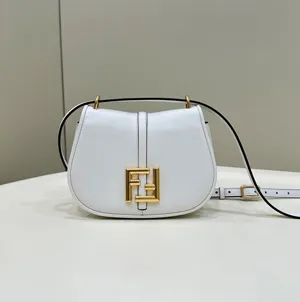 【FENDI】フェンディ スーパーコピー カモン スモール ホワイトレザー バッグ 8BS082AQ0LF1550