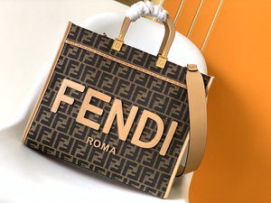 【FENDI】フェンディ スーパーコピー サンシャイン ミディアム ブラウンFFジャカードファブリック ショッパー 8BH386ALVYF1GE3