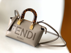 【FENDI】フェンディ スーパーコピー バイ ザ ウェイ ミニ ダブグレーレザー ボストンバッグ 8BS067ABVLF0E65
