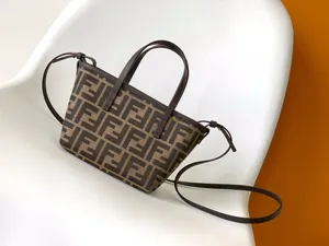 【FENDI】フェンディ スーパーコピー ロール ミニ ブラウンFFジャカード ミニバッグ 8BS096AFPMF1GL7