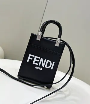 【FENDI】フェンディ スーパーコピー サンシャイン ショッパー スモール ブラックレザー 8BS051ABVLF1L2Z