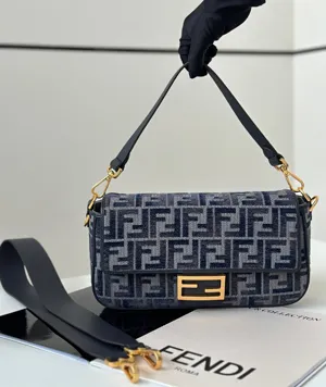 【FENDI】フェンディ スーパーコピー バゲット ダークブルーFFシェニール バッグ  8BR600ASU0F1PQK