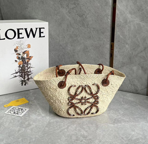 【LOEWE】 ロエベ スーパーコピー アナグラム バスケットバッグ スモール (イラカヤシ＆カーフ) ナチュラル/タン A223P65X01
