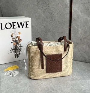 【LOEWE】 ロエベ スーパーコピー スクエア バスケットバッグ スモール （ラフィア&カーフ）ナチュラル A223099X02