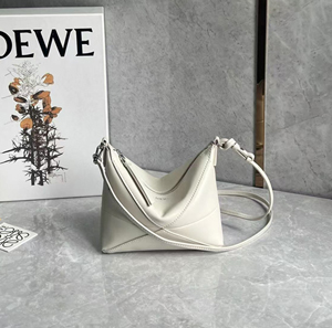 【LOEWE】 ロエベ スーパーコピー パズルフォルド ポーチ（シャイニーナパカーフ）シーソルト C510PT1X01