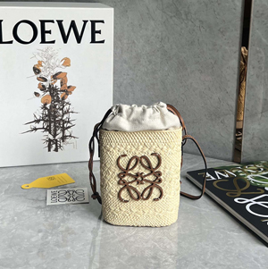 【LOEWE】 ロエベ スーパーコピー スクエアポケット（イラカヤシ＆カーフ）ナチュラル/タン C630G35X05