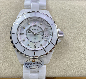 【CHANEL】シャネル スーパーコピー CHANEL J12 H2422 ホワイトセラミック MOP/8Pダイヤ 33MM 【EAST工場出品】