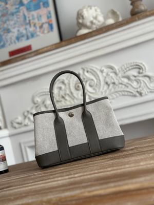 Hermès エルメス スーパーコピー ネオガーデン 23 バッグ エボニー（H086418CKAB）