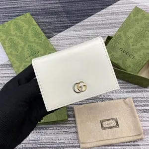 GUCCI グッチ GG マーモント カードケース ウォレット ホワイト（790055）