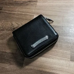 クロムハーツ コインポケット付 折りたたみ財布 スクウェアジップ ウォレット ブラック レザー 本皮  CHQ015#  CH018